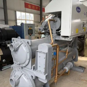 Used Carrier 30HXY110 335 kW water-cooled screw chiller